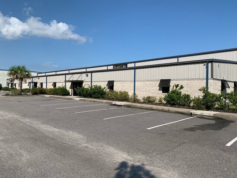 More Photos Of 171 Gardner Lacy Rd, Myrtle Beach Light Manufacturing For Lease