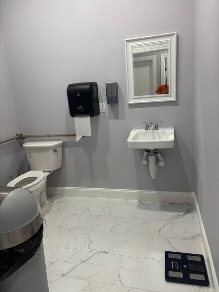 More Photos Of 23023 Tabak Ln, Land O' Lakes Unknown For Lease