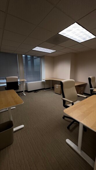 More Photos Of 7500 Greenway Center Dr, Greenbelt Office For Lease