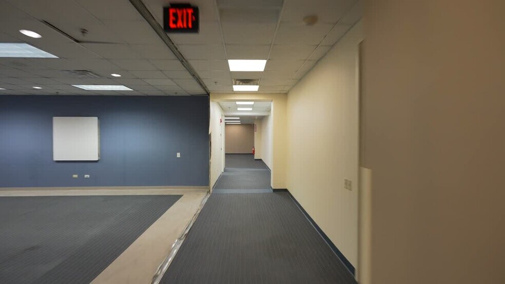 More Photos Of 1 Crossroads Dr, Bedminster Coworking Space