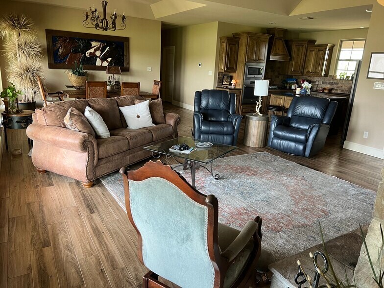 More Photos Of 2261 TX-276, Emory Specialty For Sale