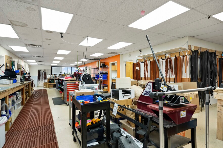 More Photos Of 350-366 Norfolk St, Aurora Light Manufacturing For Sale