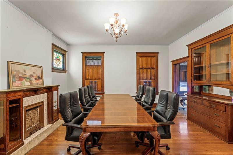 More Photos Of 600 E Maiden St, Washington Office Residential For Sale