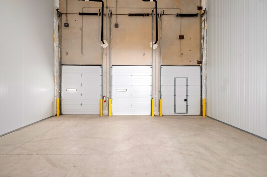 More Photos Of 9342 SE Loop 410, San Antonio Refrigeration Cold Storage For Sale