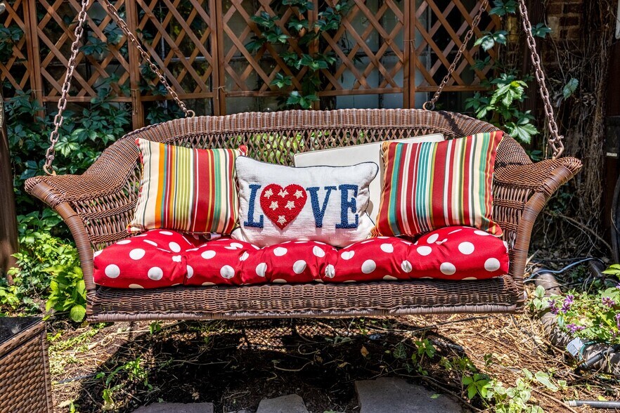 More Photos Of 1272 SW Fillmore St, Topeka Hospitality For Sale