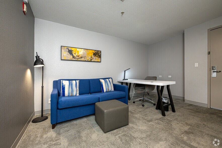 More Photos Of 3330 Harding Blvd, Baton Rouge Hotel For Sale