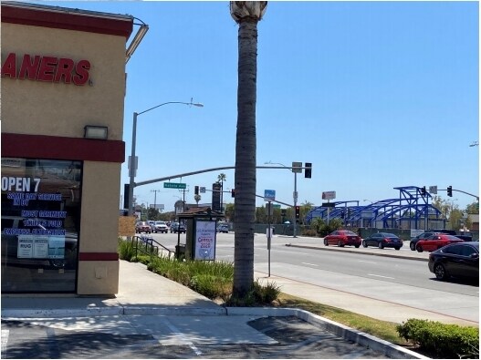 More Photos Of 10900-10956 Los Alamitos Blvd, Los Alamitos Unknown For Lease