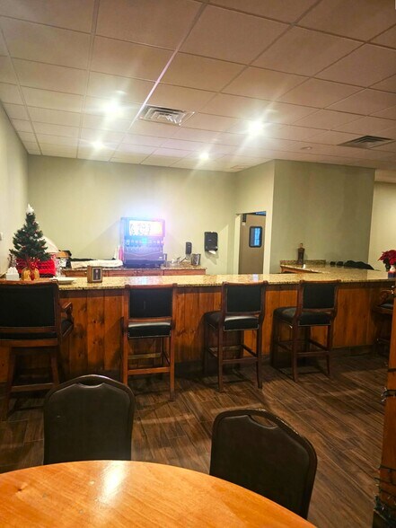 More Photos Of 58 S 3rd St, Oxford Restaurant For Sale