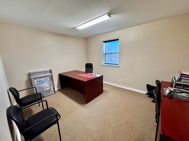 More Photos Of 14800 IH 35, Dilley Industrial For Sale