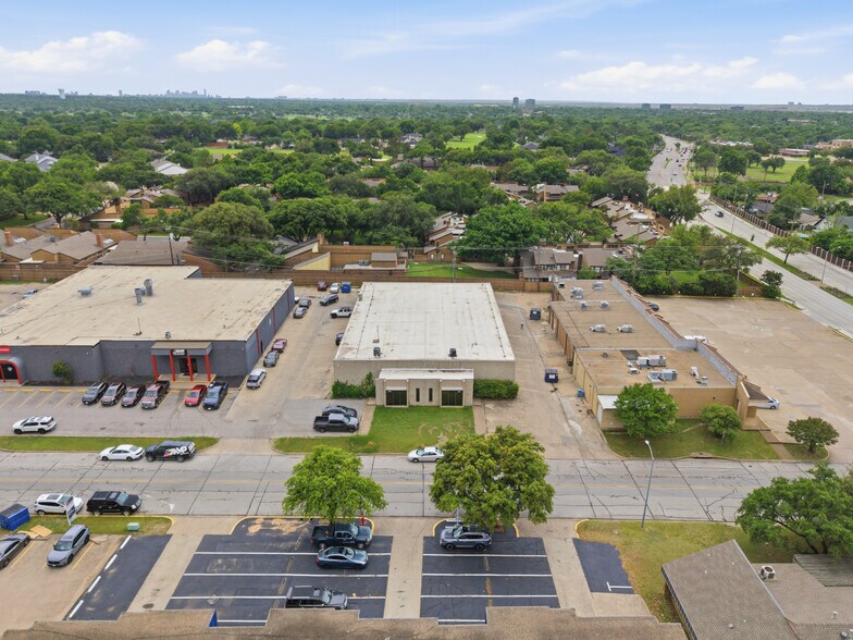 More Photos Of 3106-3108 Garden Brook Dr, Farmers Branch Distribution For Sale