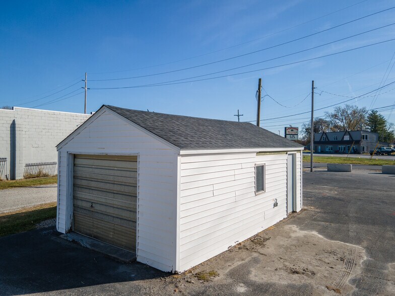 More Photos Of , Delphi Unknown For Sale