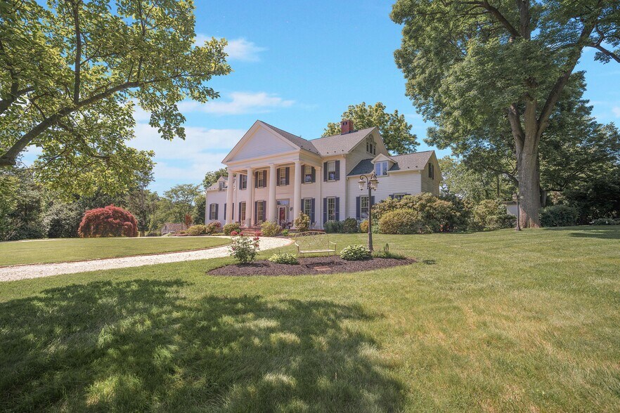 More Photos Of 1902 Jefferson Pike, Brunswick Lodge Meeting Hall For Lease