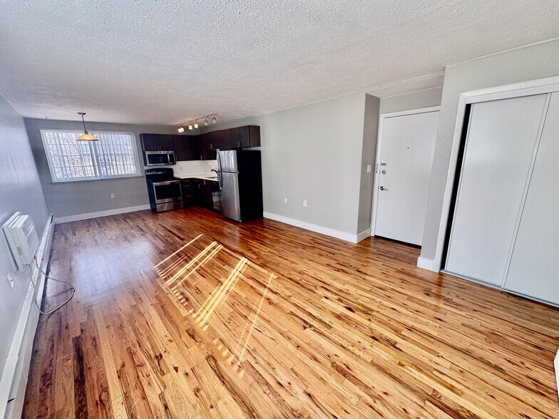 More Photos Of 1258 Marion St, Denver Apartments For Sale