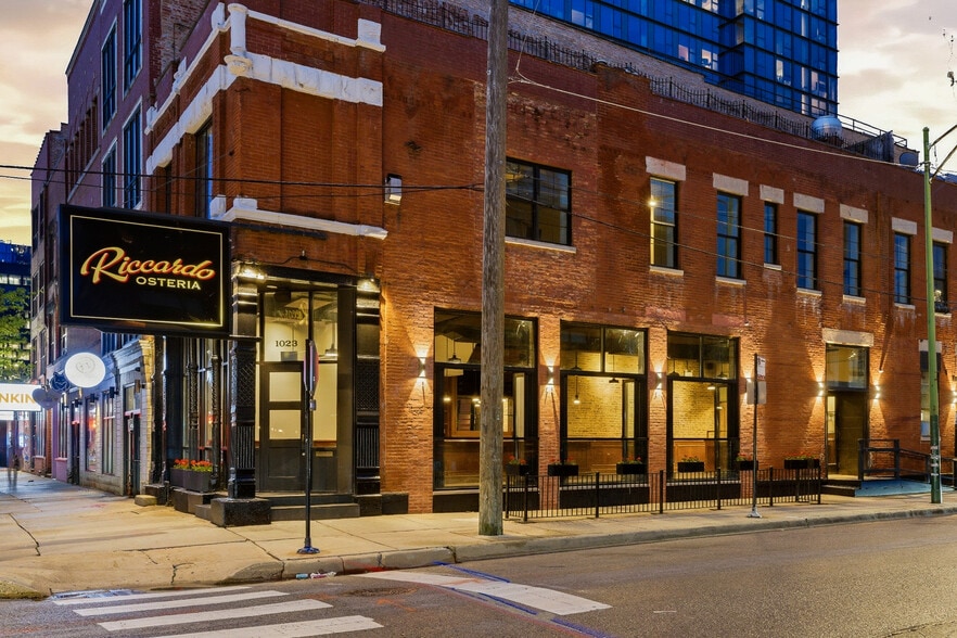 Primary Photo Of 1023 W Lake St, Chicago General Retail For Lease