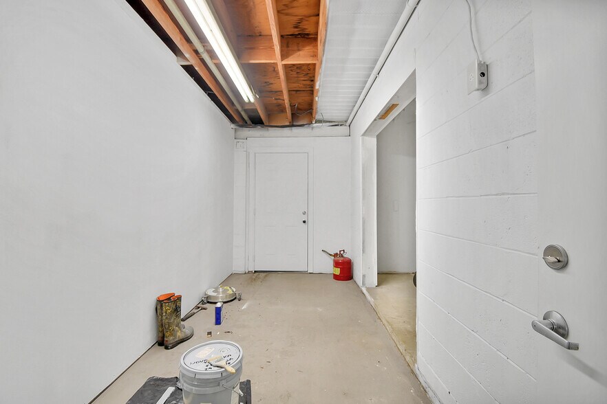 More Photos Of 5798-5816 St Augustine Rd, Jacksonville Unknown For Lease