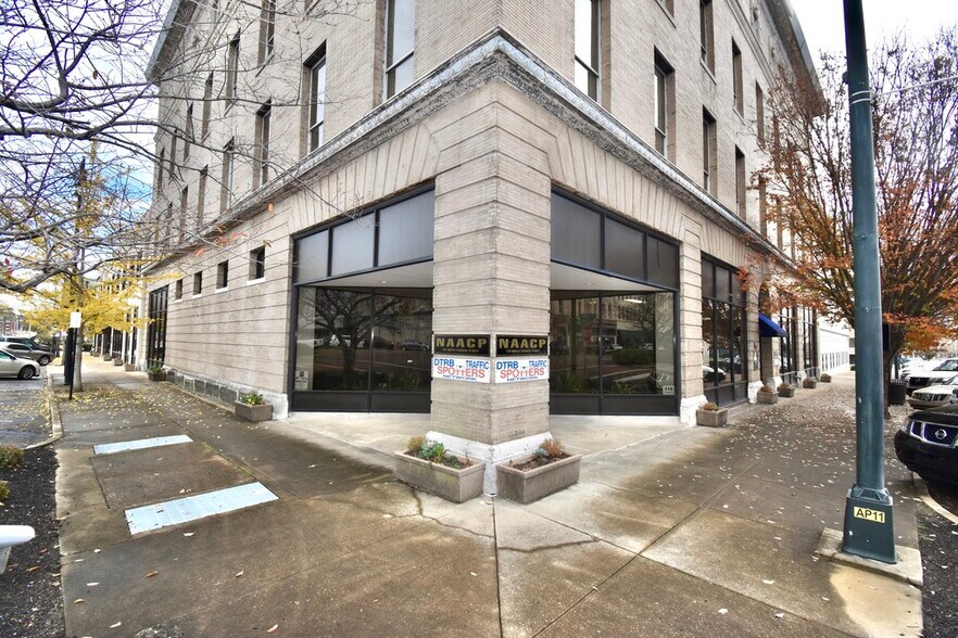 More Photos Of 118 N Church St, Jackson Office For Sale