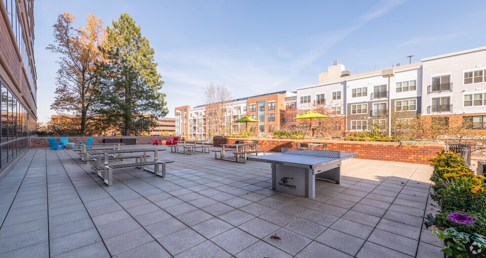 More Photos Of 1 Cabot Rd, Medford Office For Lease