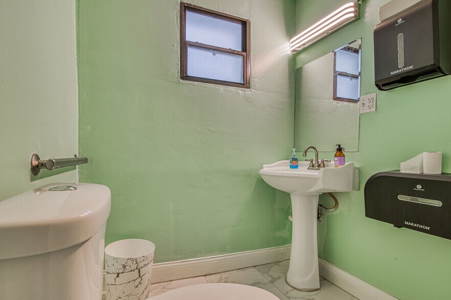 More Photos Of 2415 Montana Ave, El Paso Office Residential For Sale