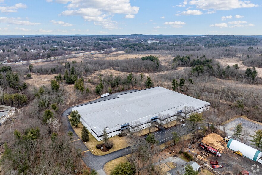 More Photos Of 65 Sunnyslope Ave, Tewksbury Manufacturing For Lease