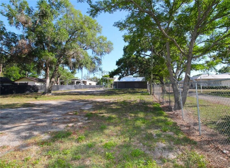 More Photos Of 114 W Myers Blvd, Mascotte Industrial For Sale
