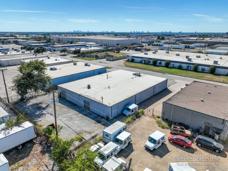 More Photos Of 614 Easy St, Garland Warehouse For Sale