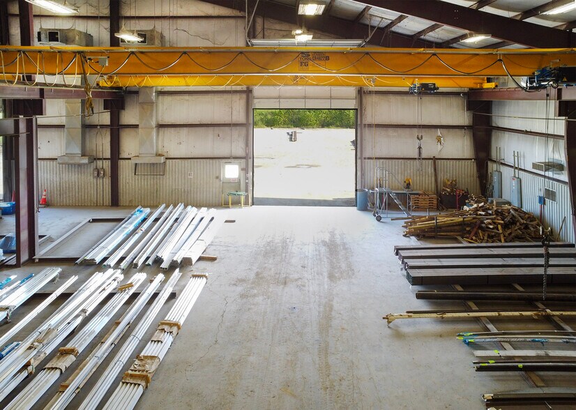 More Photos Of 8102 County Road 313 E, Tyler Distribution For Sale