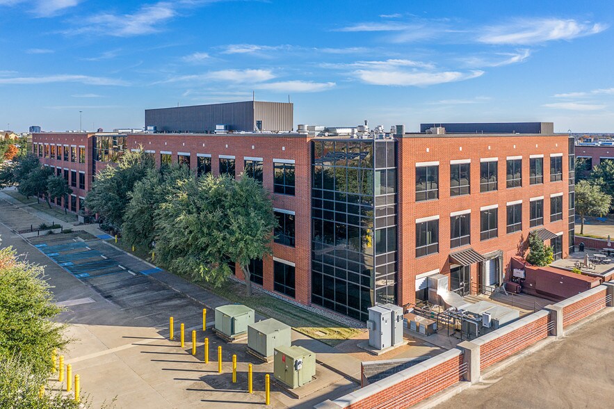 More Photos Of 17655 Waterview Pky, Dallas Unknown For Lease