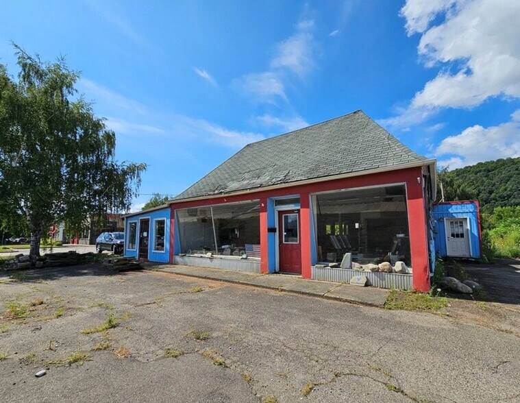 Primary Photo Of 365 W Morris St, Bath General Retail For Sale