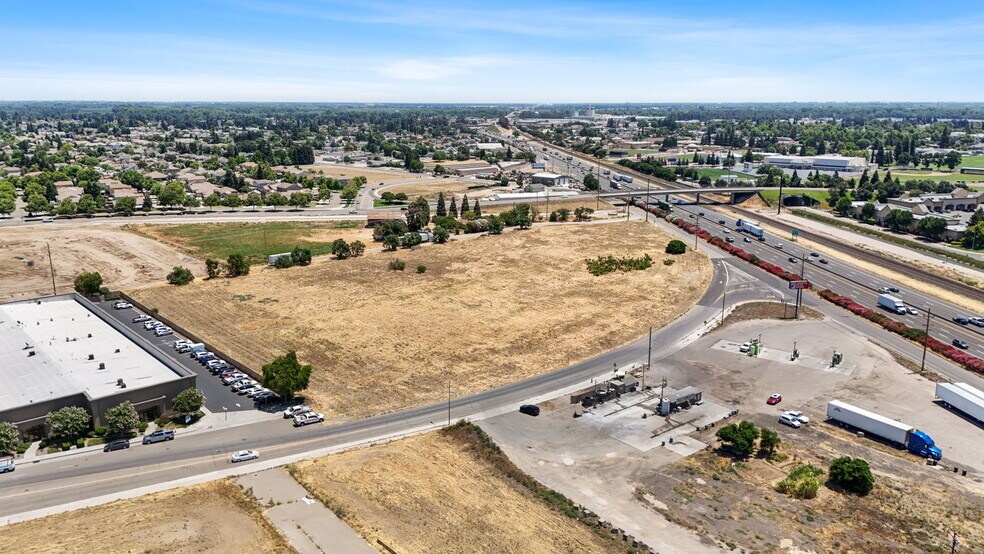 More Photos Of 960 Goodwin Dr, Ripon Land For Sale