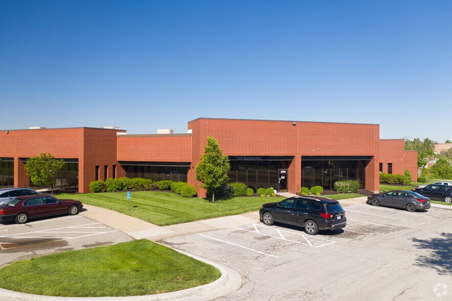 More Photos Of 8200-8248 Marshall Dr, Lenexa Warehouse For Lease