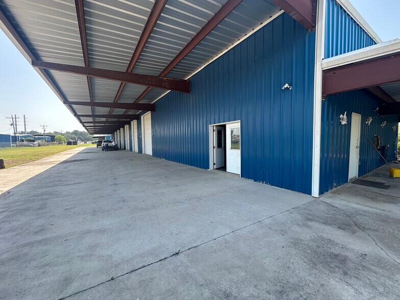 More Photos Of 12630 US-59, Splendora Industrial For Lease