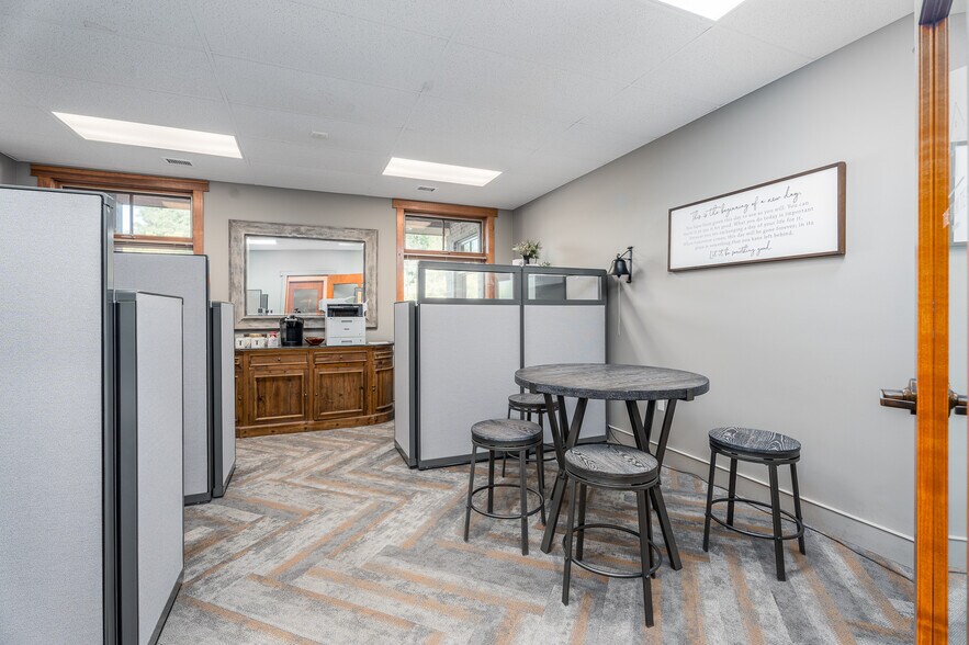 More Photos Of 1127 S Old US 23, Brighton Loft Creative Space For Sale