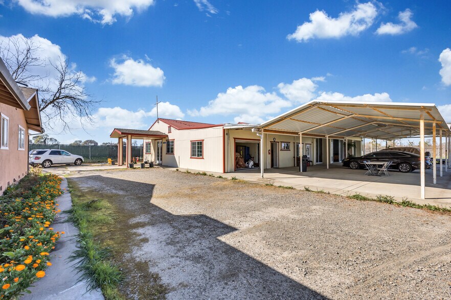 More Photos Of 9503 Barber Rd, Galt Land For Sale