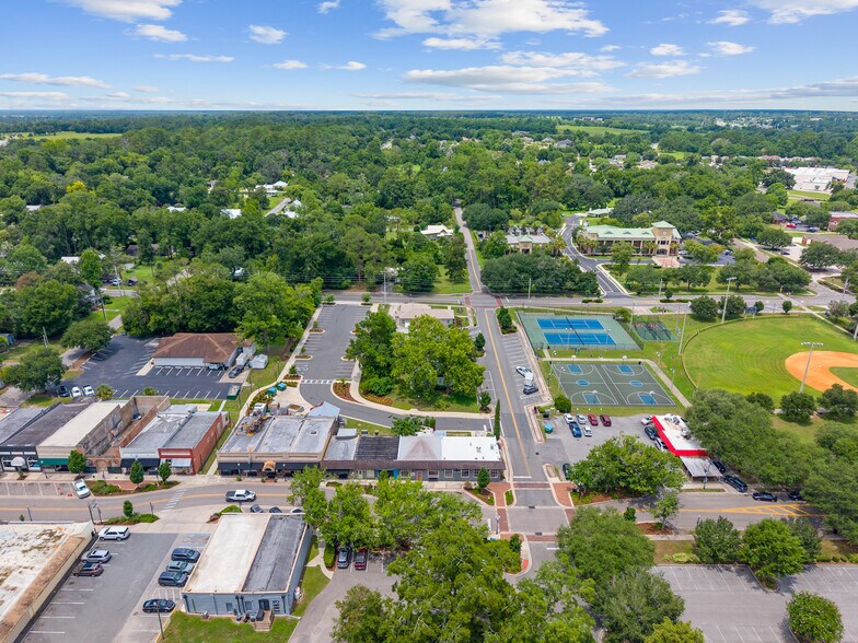 More Photos Of 14960 Main St, Alachua Restaurant For Lease