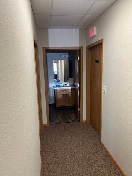 More Photos Of 941 Ashwaubenon St, Green Bay Unknown For Lease