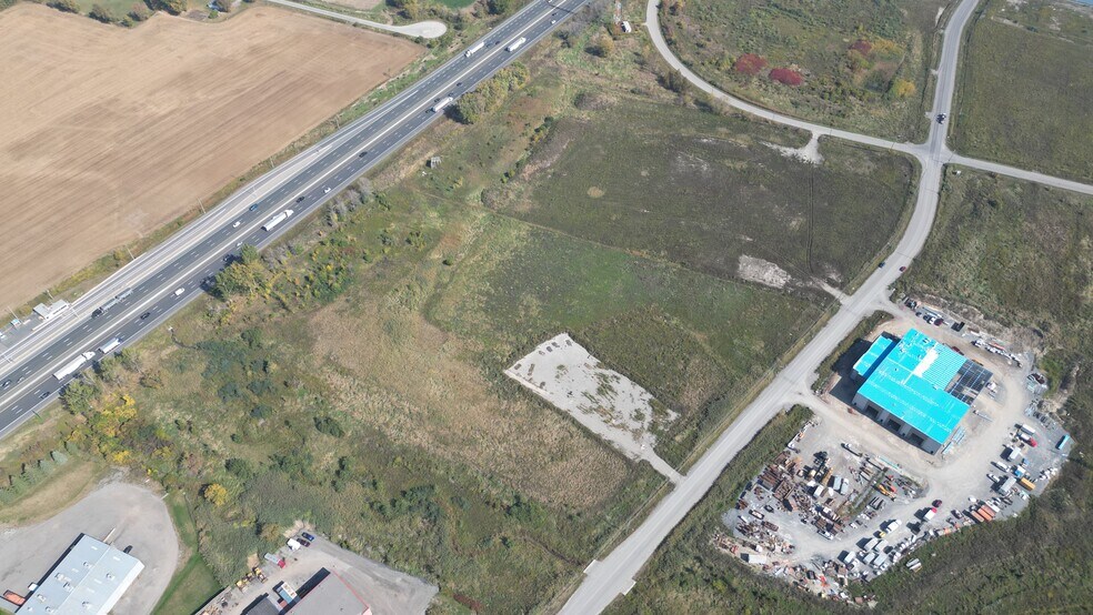 More Photos Of 540 Lake Rd, Bowmanville Warehouse For Sale