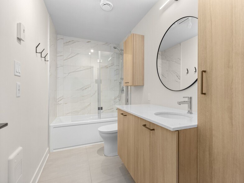 More Photos Of 2525 St Rachel E, Montréal Apartments For Sale