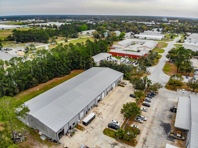 More Photos Of 1857 Patterson Ave, Deland Warehouse For Lease