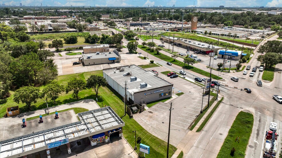 More Photos Of 7270 Antoine Dr, Houston General Retail For Sale