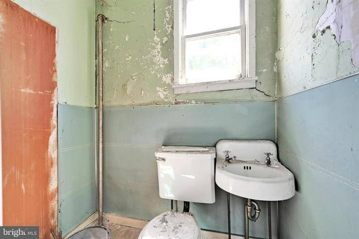 More Photos Of 407 W Market St, Pottsville Office For Sale