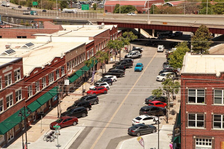 More Photos Of 21 N Greenwood Ave, Tulsa Office For Lease