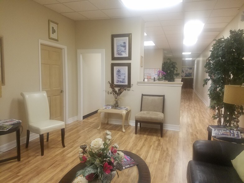 More Photos Of 9240 Bonita Beach Rd, Bonita Springs Medical For Lease