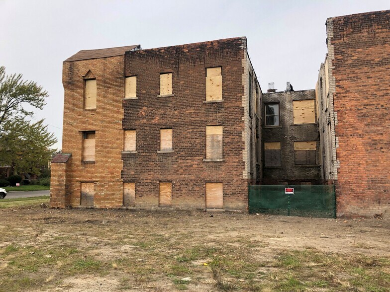 More Photos Of 13120 La Salle Blvd, Detroit Apartments For Sale