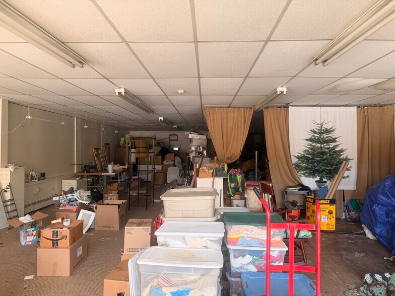 More Photos Of 26 Child St, Warren Apartments For Sale