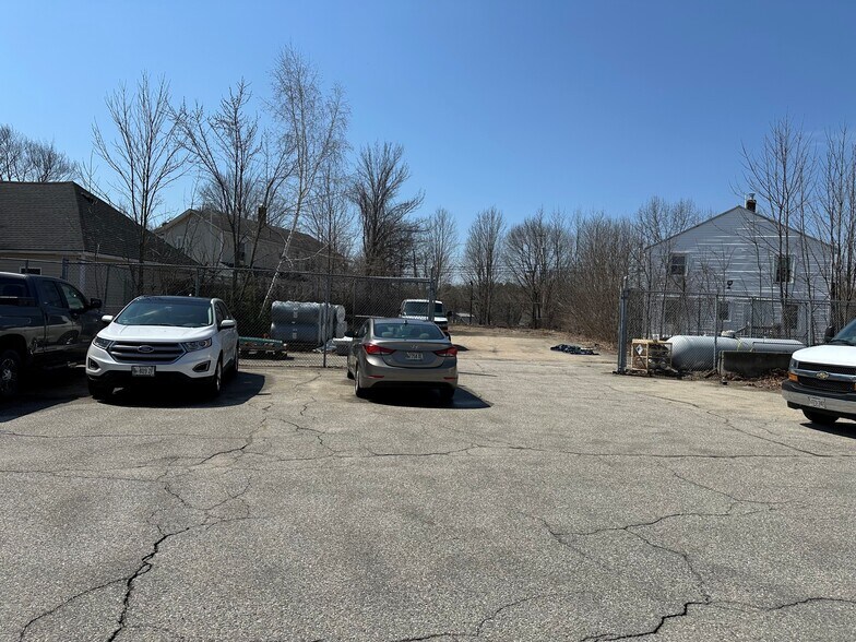 More Photos Of 103 River St, Sanford Manufacturing For Sale