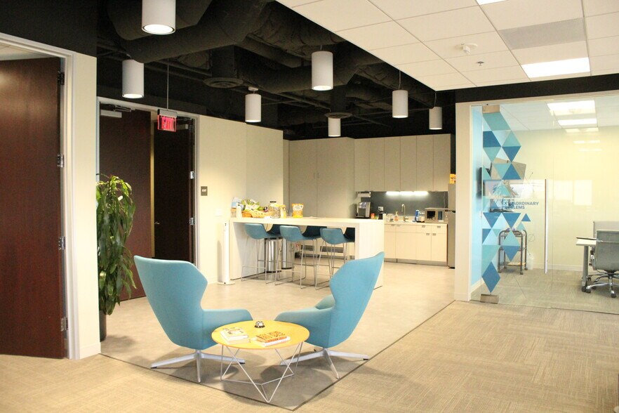 More Photos Of 5000 Birch St, Newport Beach Office For Lease