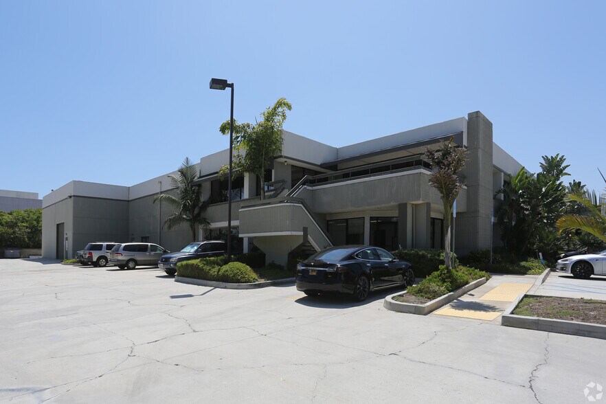 More Photos Of 3 Whatney, Irvine Research And Development For Sale