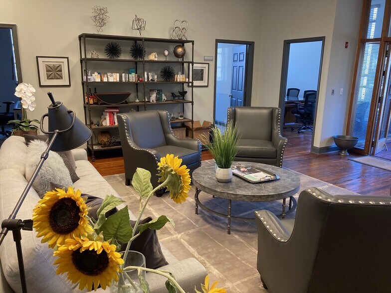 More Photos Of 199-201 S Main St, Lambertville Office For Lease