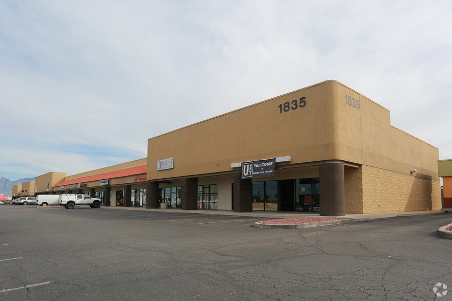 Primary Photo Of 1835 S Alvernon Way, Tucson Storefront Retail Office For Lease