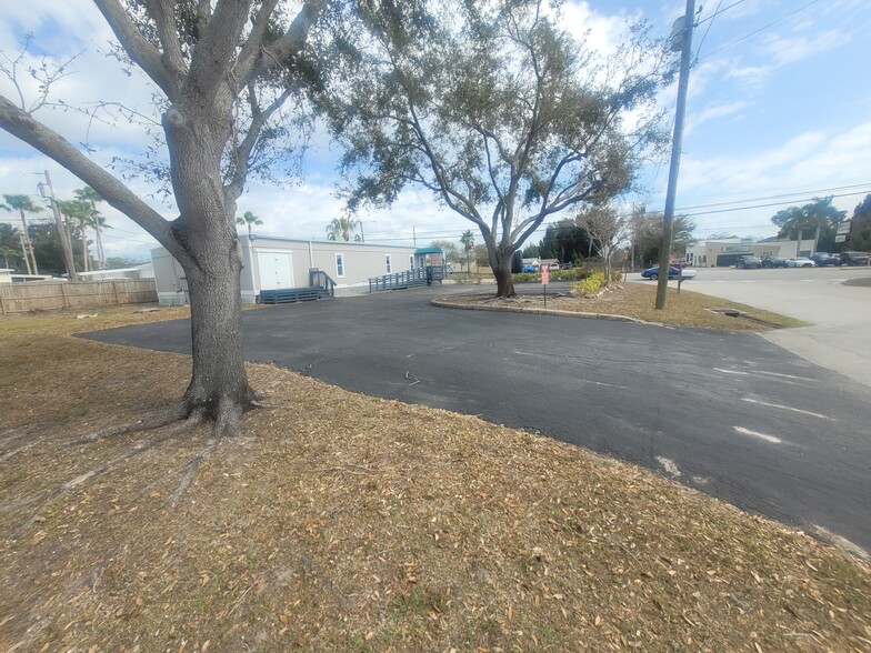 More Photos Of 9200 66th St, Pinellas Park Freestanding For Sale
